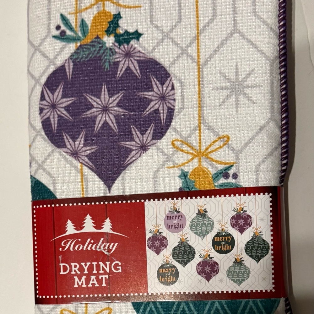 Dish drying mat holiday theme